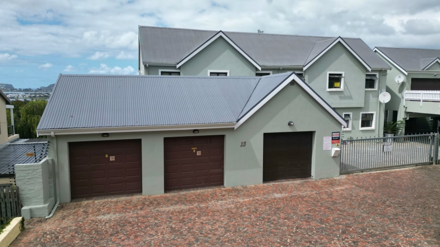 3 Bedroom Property for Sale in Knysna Central Western Cape